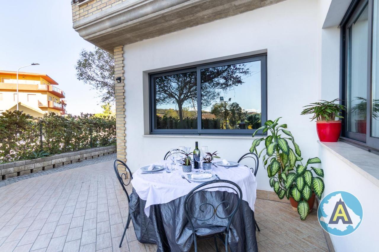 Isola Felice Hotel Silvi Paese Exterior photo
